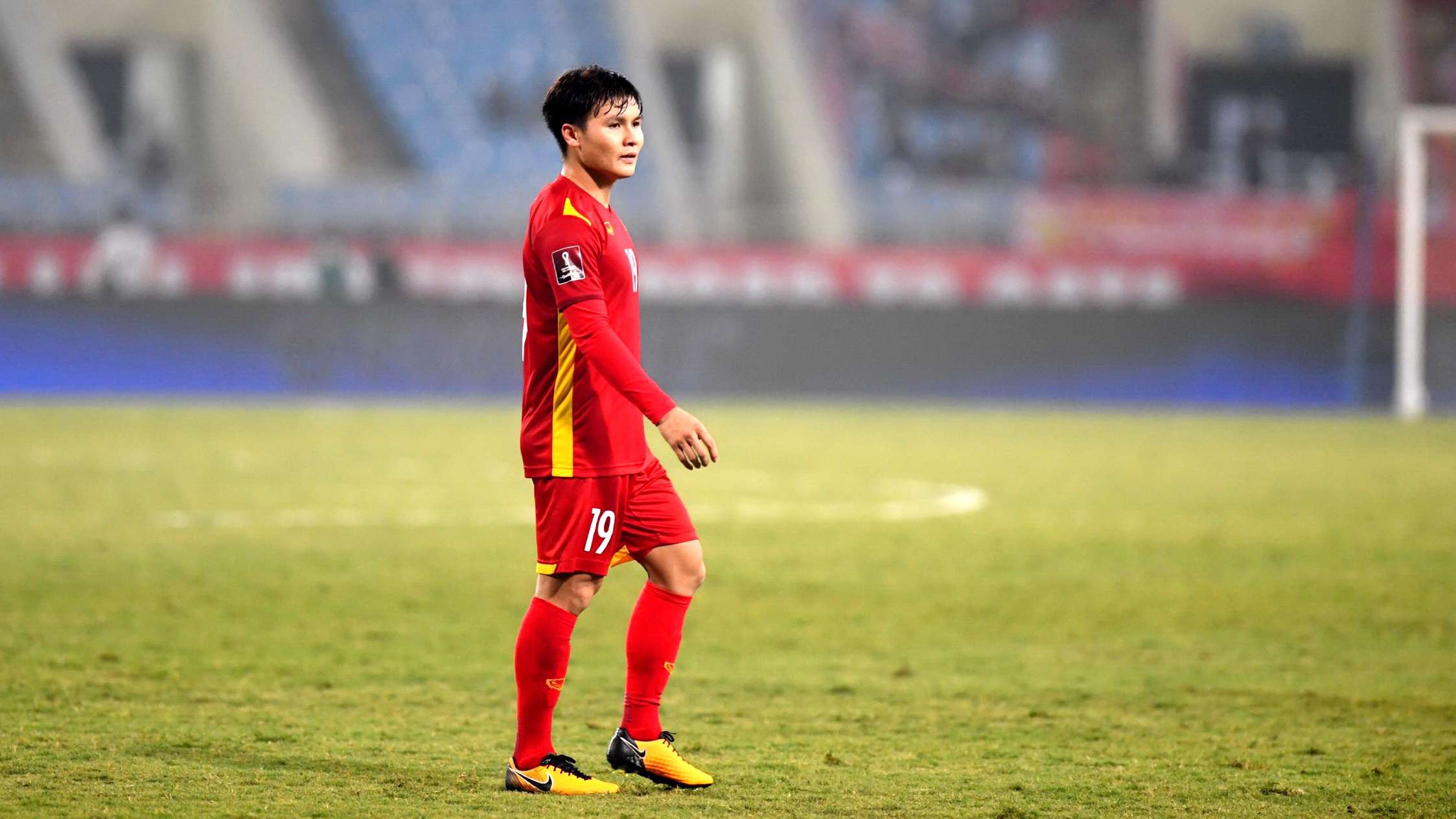 杨旭首发多